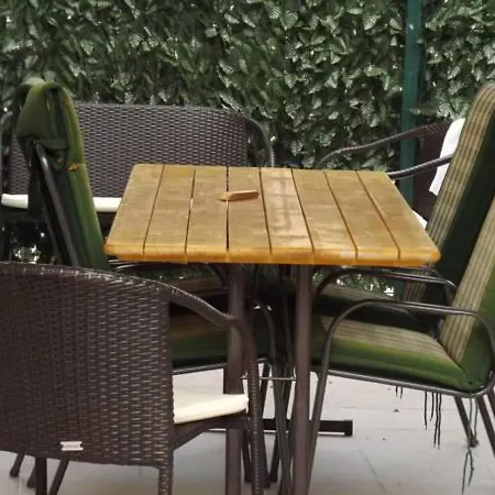 4 Sleeps 4 Guests Appartement *